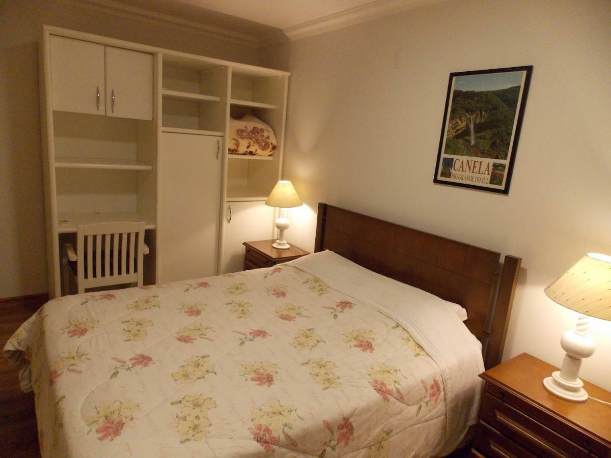 Triplex 3 Suites Em Канела Экстерьер фото