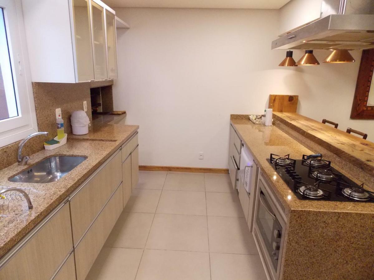 Triplex 3 Suites Em Канела Экстерьер фото