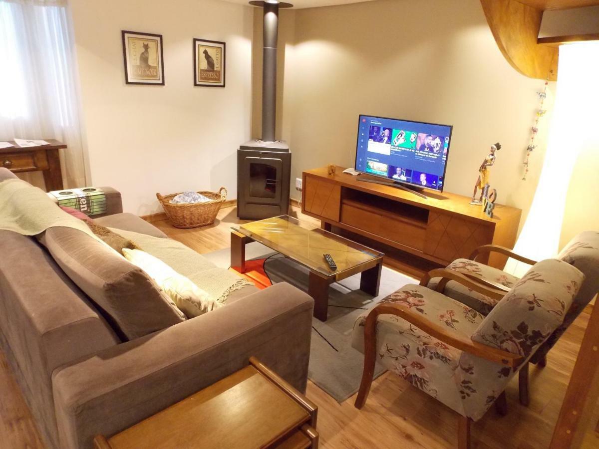 Triplex 3 Suites Em Канела Экстерьер фото